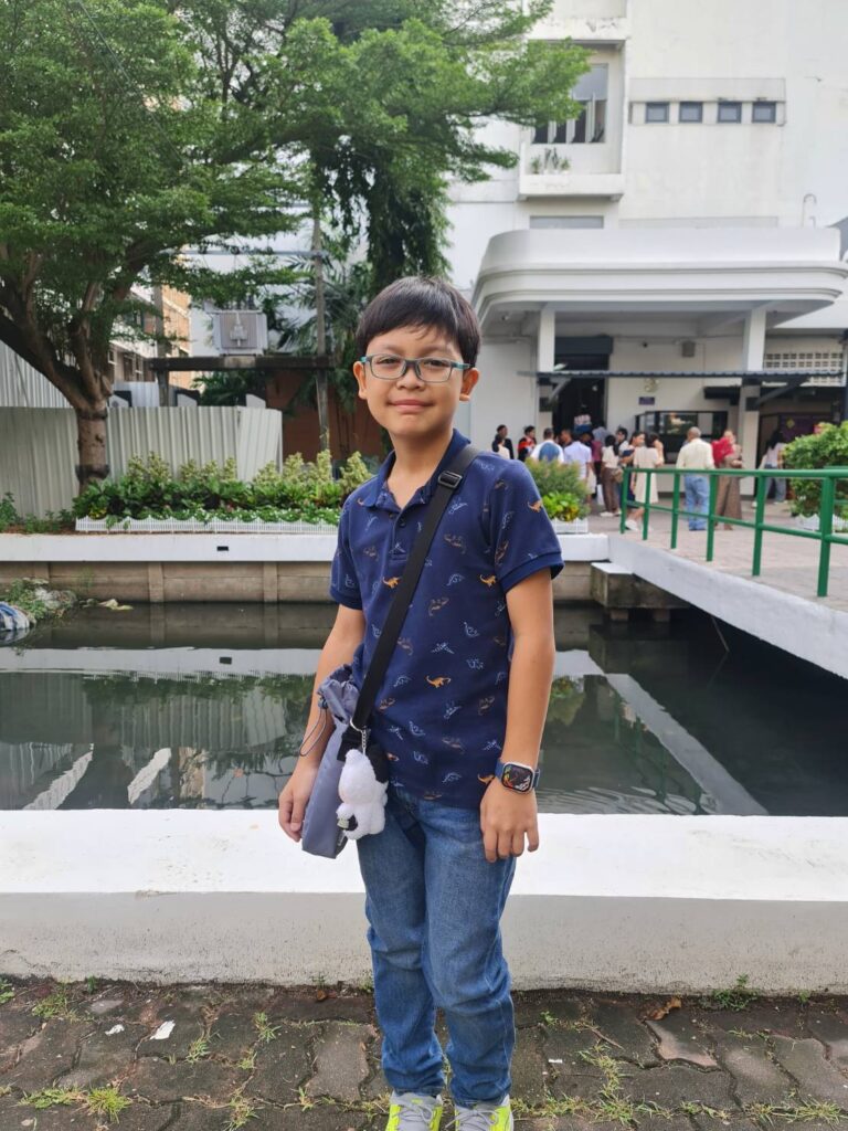 จักษุแพทย์เด็กกับการวัดสายตาเด็ก 2 จักษุแพทย์เด็กกับการวัดสายตาเด็ก 2